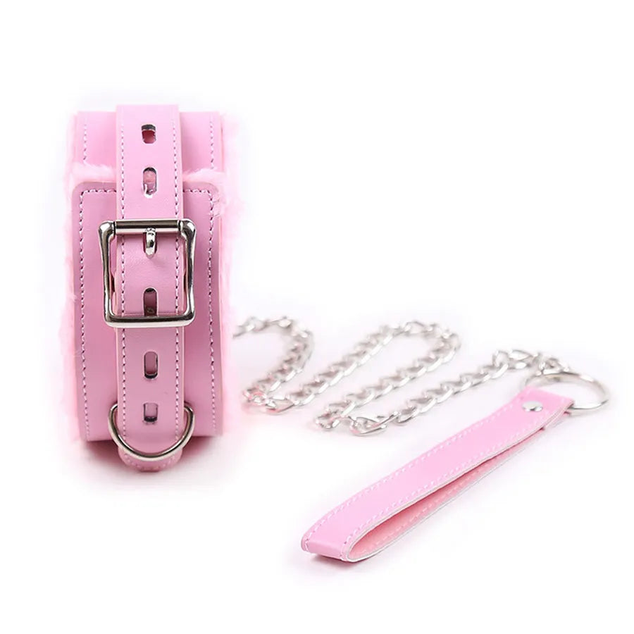 Kinky Fur Lined Bondage Collar