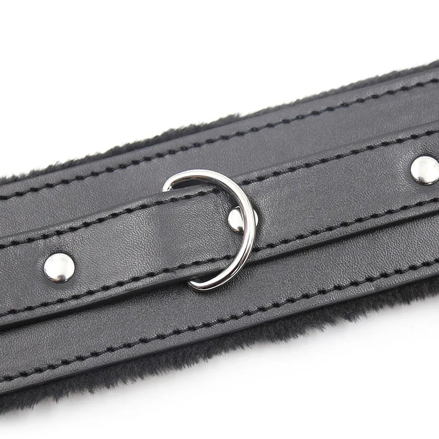 Kinky Fur Lined Bondage Collar